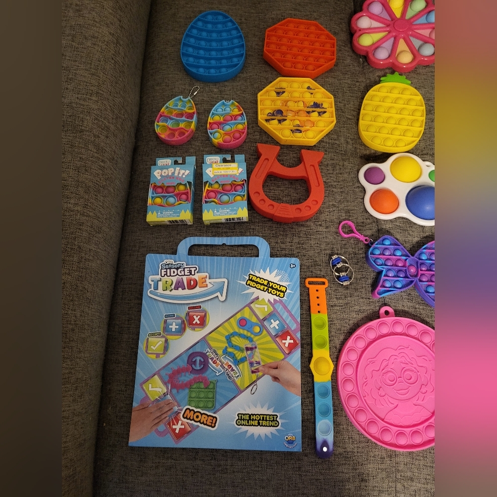 Fidget lot - Picture 2 of 4